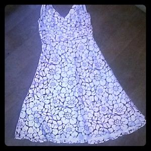 Ann Taylor red and white floral dress size2